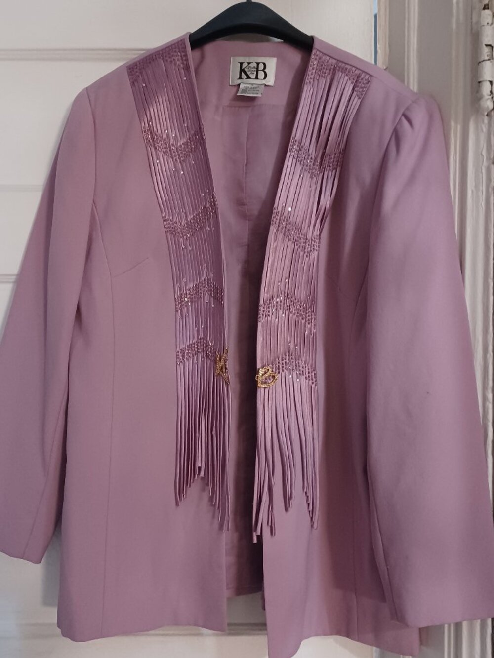 Lilac Skirt Suit, sz 14 by KB